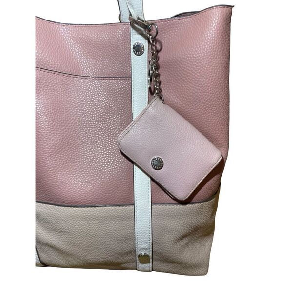 Steve Madden Tote and matching Wallet SET** - Picture 3 of 10